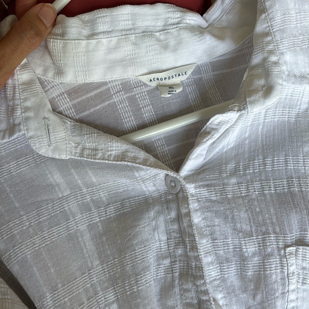 Aeropostale Cream Crop Button Down Shirt - Picture 4 of 6